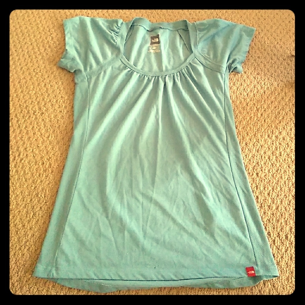 North Face tee